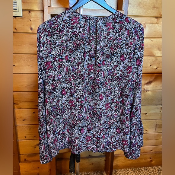 BCBGeneration bell sleeve floral blouse size large - Picture 3 of 9